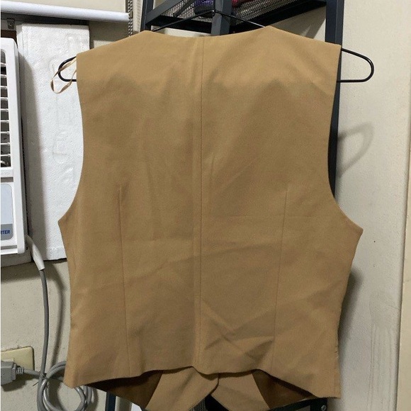 Zara NWT tan camel vest waistcoat with black button front - Picture 3 of 9